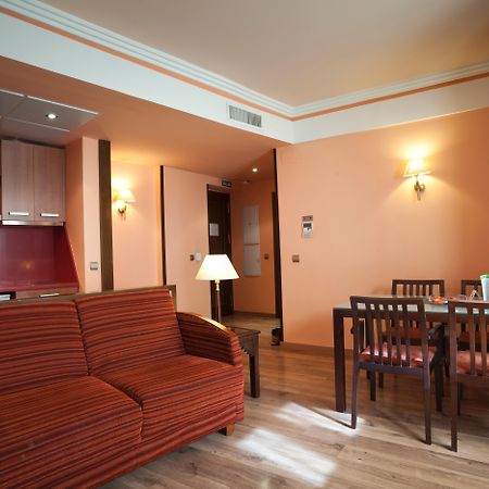 Suites Gran Via 44 Γρανάδα Εξωτερικό φωτογραφία